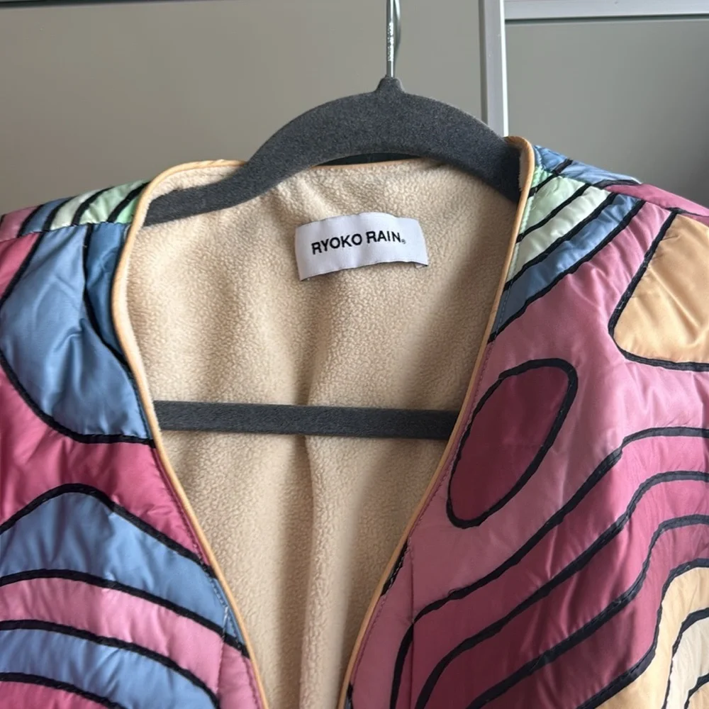 Ryoko Rain puffy jacket. Brand new! Sold out online - Picture 7 of 8